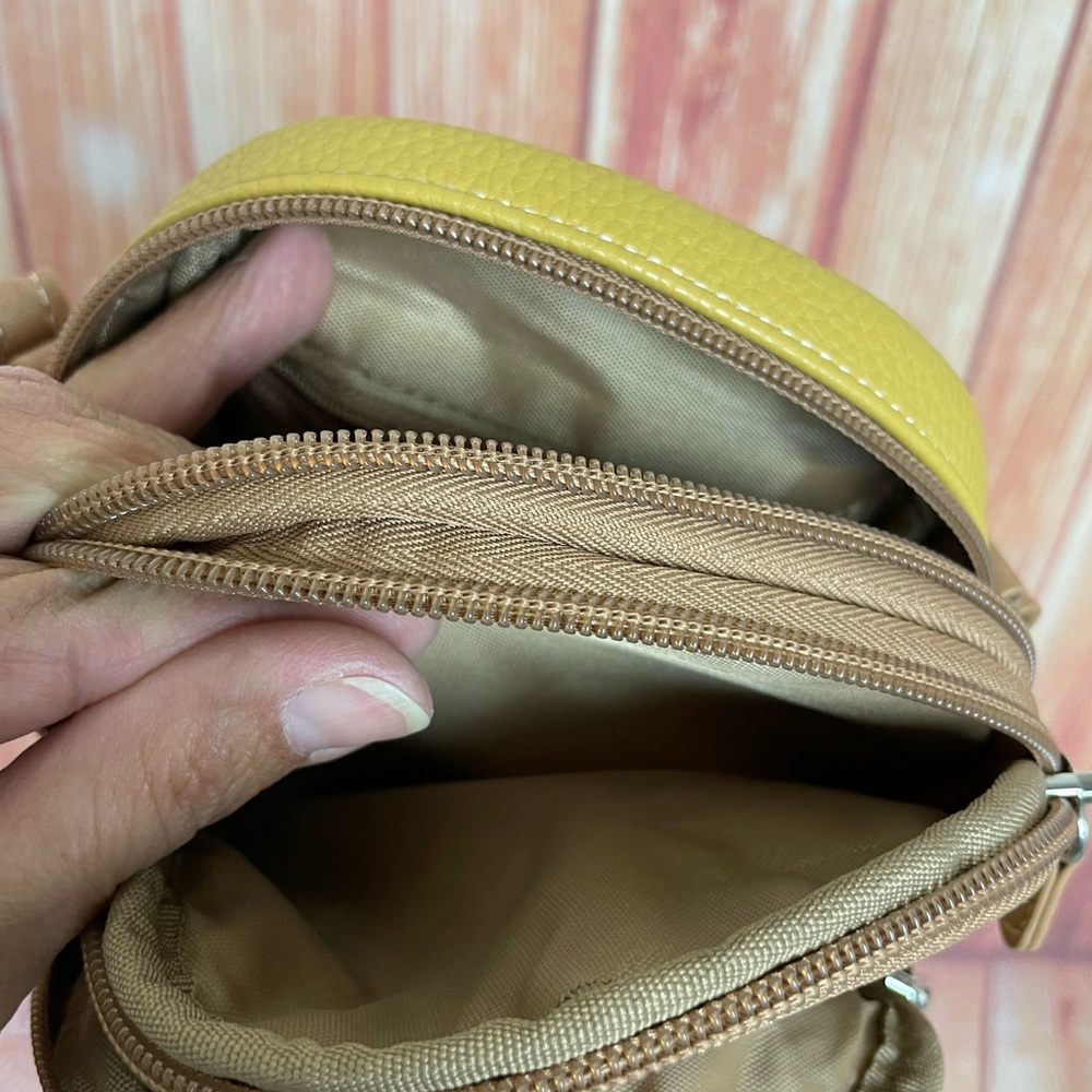 Multisac Multiple Compartment Cross Body Travel B… - image 8